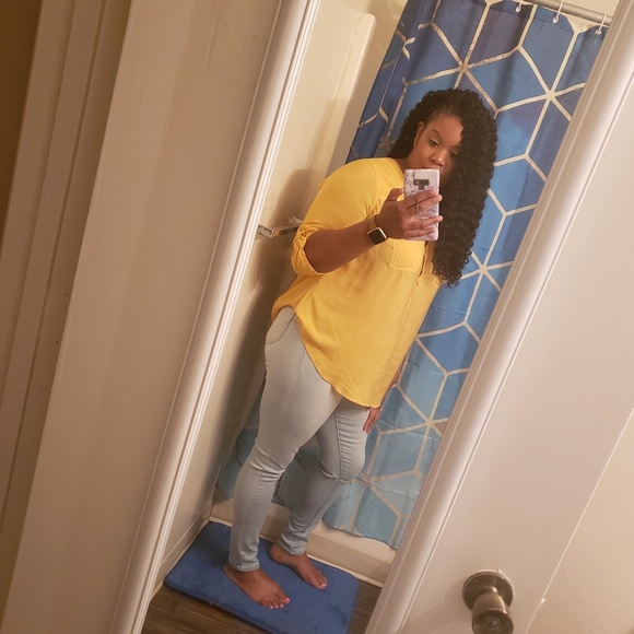 Meet Your Posher - Picture 1 of 1